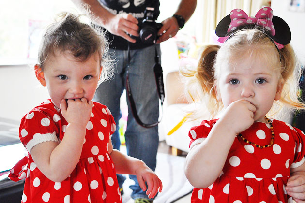 two girls eating