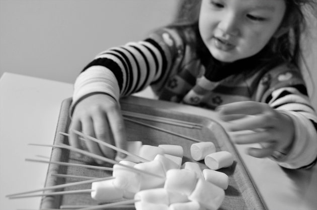 easy marshmallow pops with kids by vivat veritas2