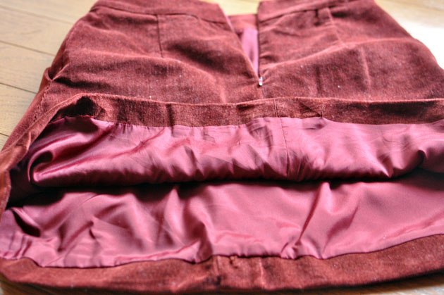 inside construction of corduroy skirt1