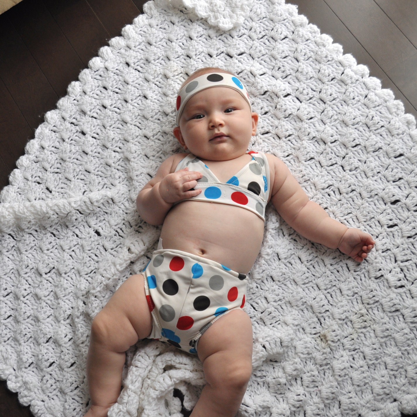 Mommy's Diary 19 - DIY Baby Bathing Suits | Vivat Veritas1425 x 1424