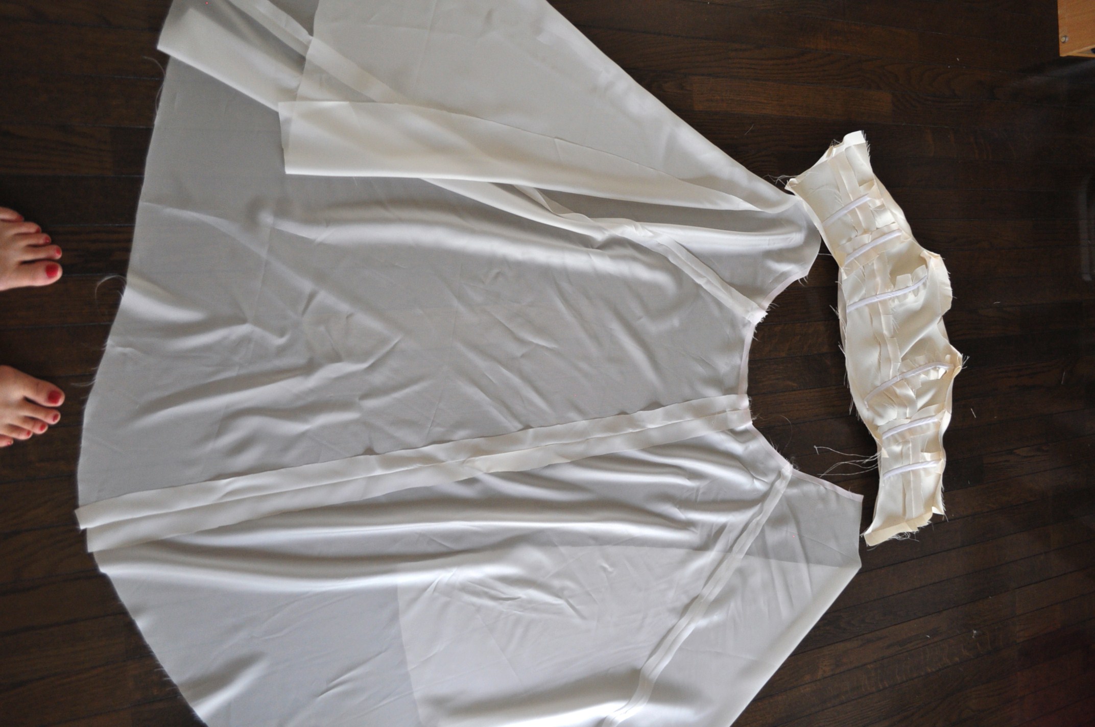 Making Wedding Dress Pt.9 - Skirt Lining, Another Attempt to Install ...