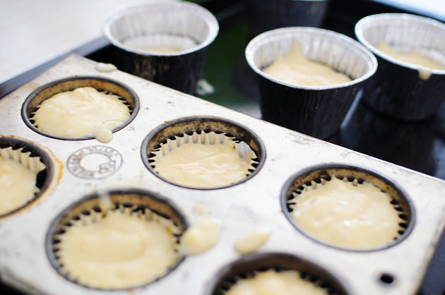 banana muffins tin