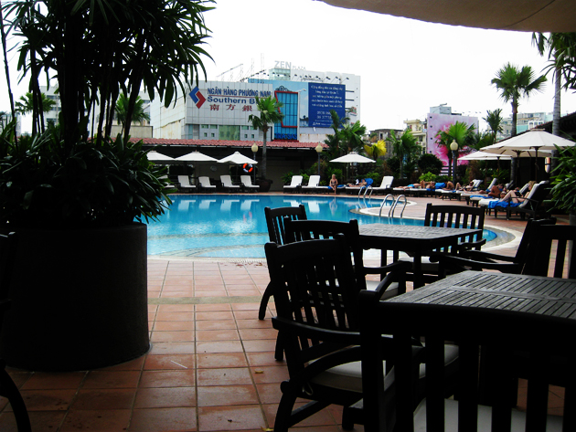 pool at new world sigon hotel