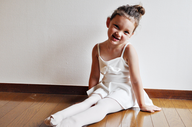 handmade bow leotard for little girl via Vivat Veritas