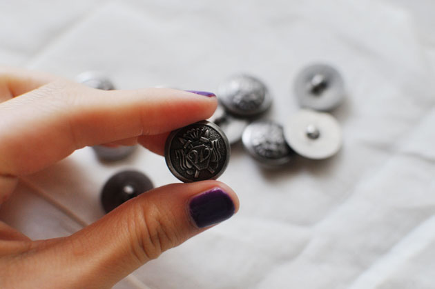 Pretty metal buttons