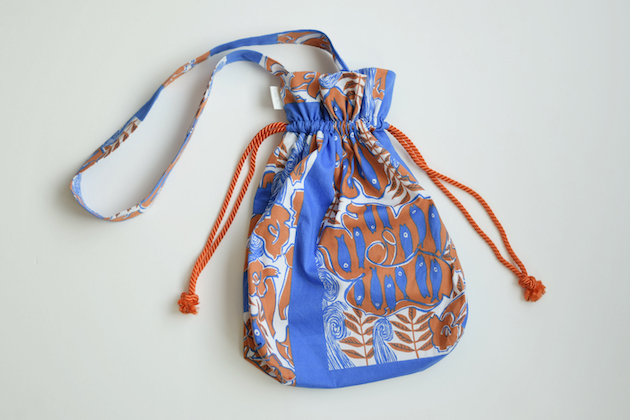 draw string bag cotton Vivat Veritas akemi takatsu collaboration